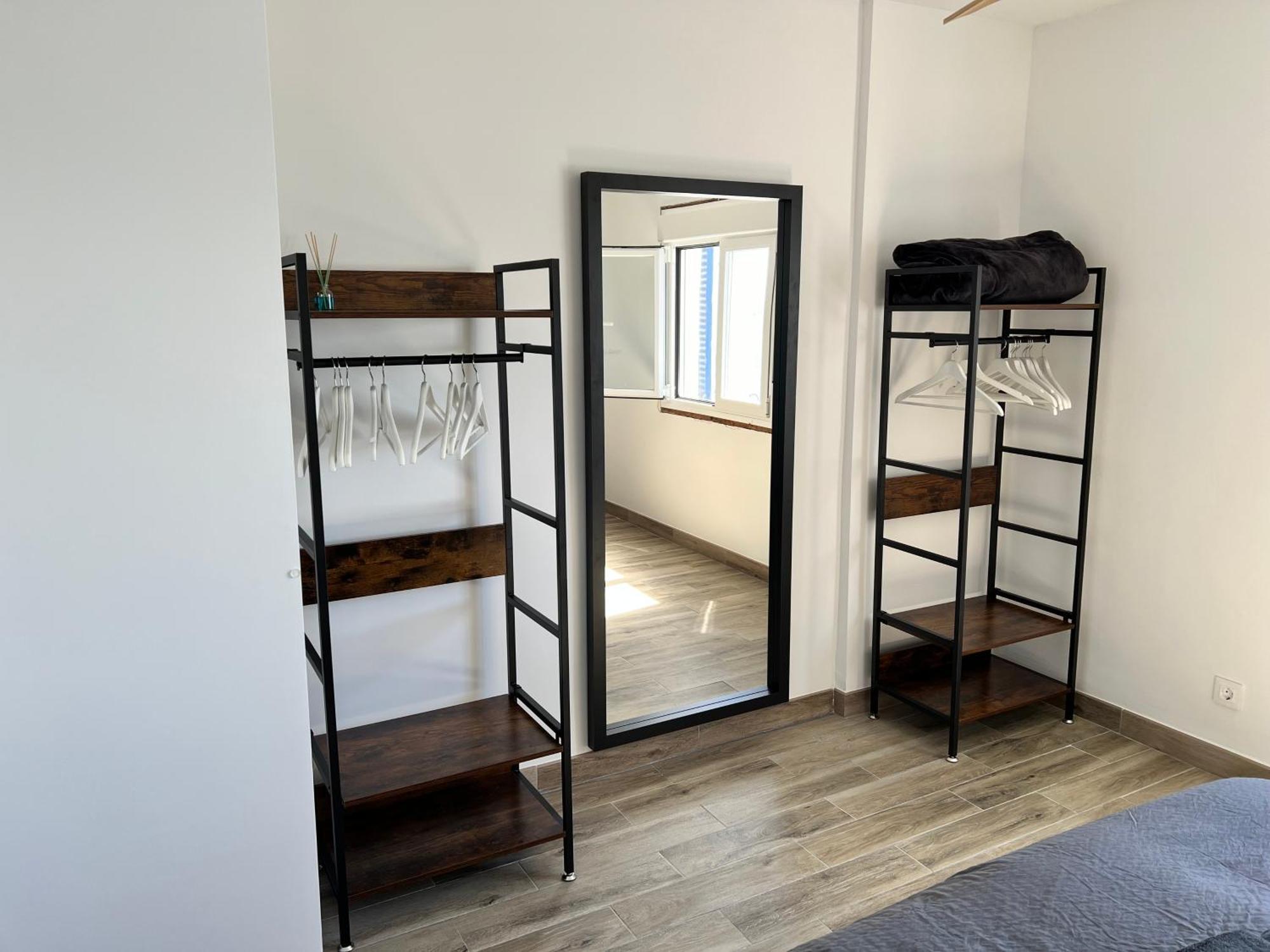 Newly Renovated 2 Bedroom Beachfront House Sitio de Calahonda Ngoại thất bức ảnh