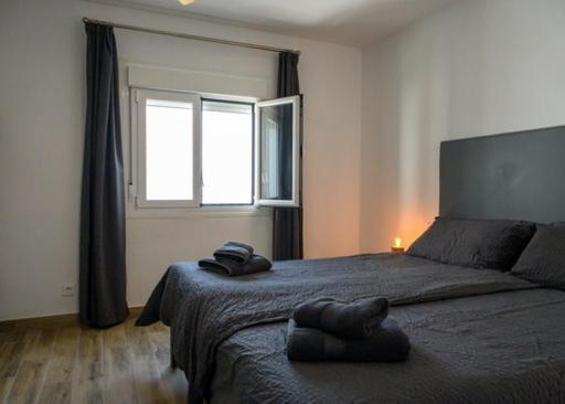 Newly Renovated 2 Bedroom Beachfront House Sitio de Calahonda Ngoại thất bức ảnh